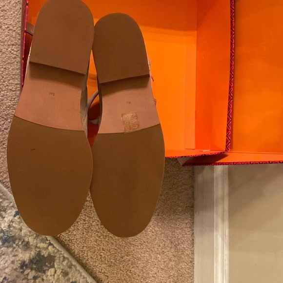 Brand new Tory Burch ankle bootie - Picture 6 of 9